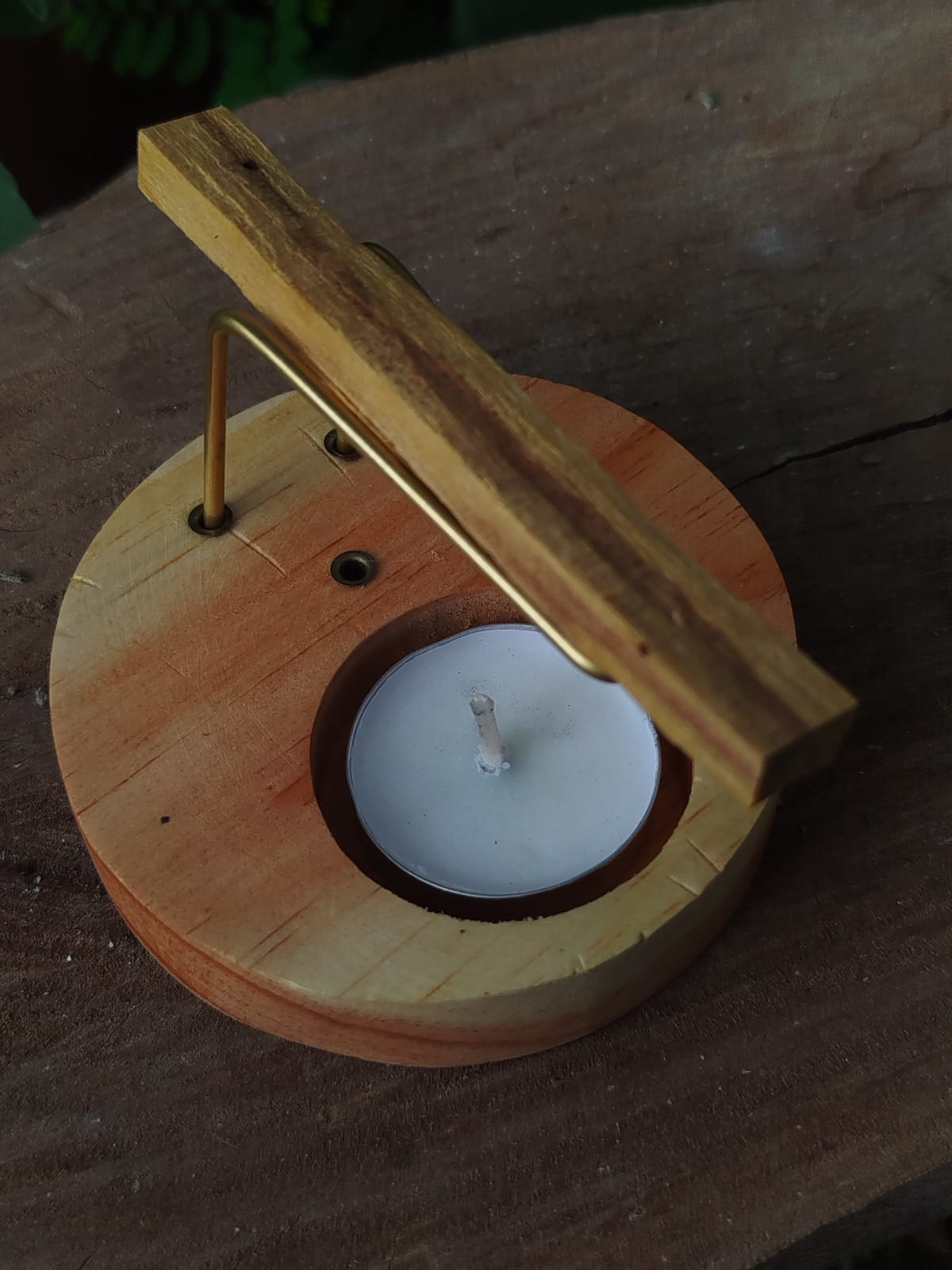 Incensário Versátil para Palo Santo e Varetas de Incenso - Redondo Pinus