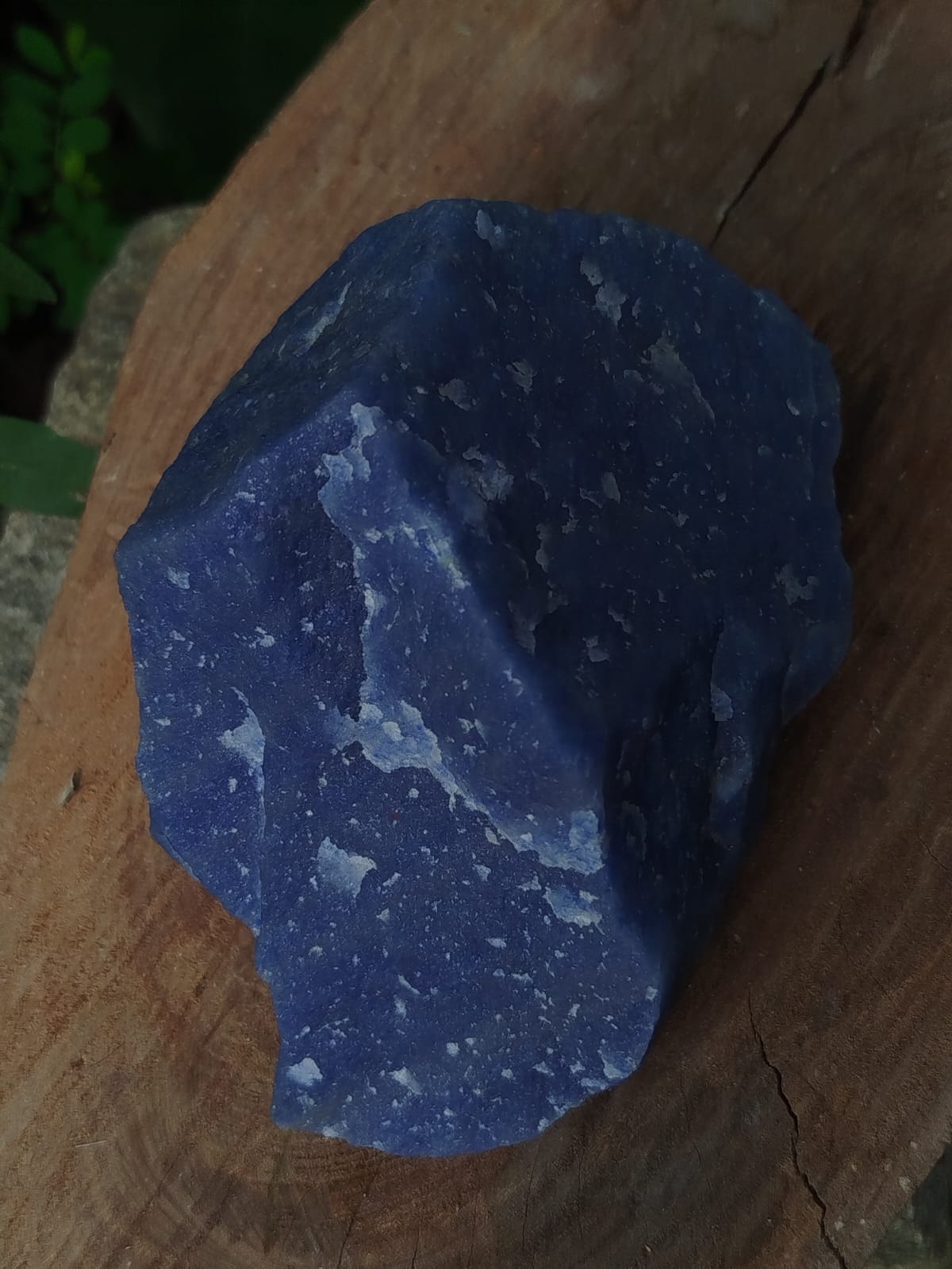 Cristal natural de quartzo azul