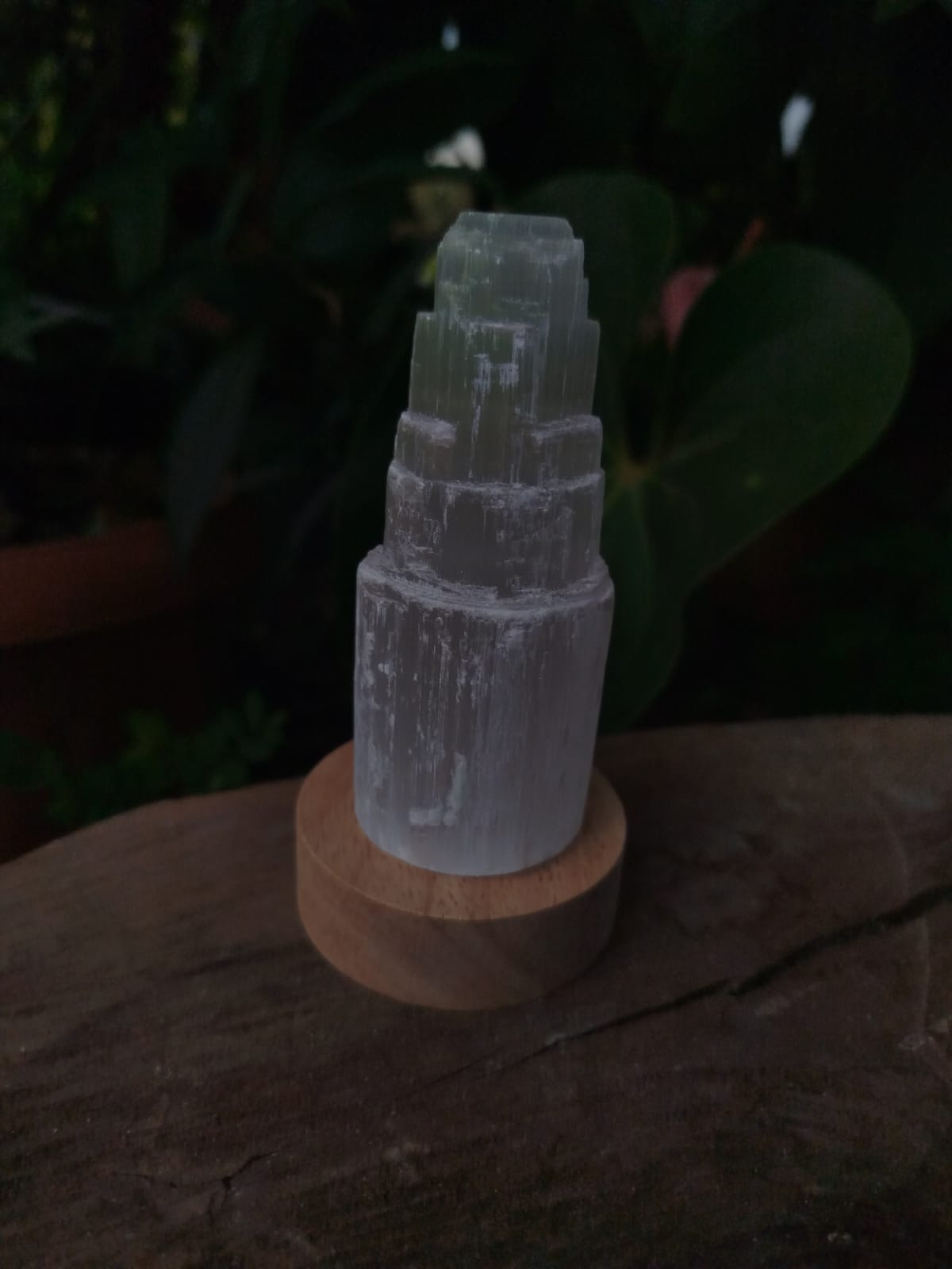 Luminária Torre de Selenita