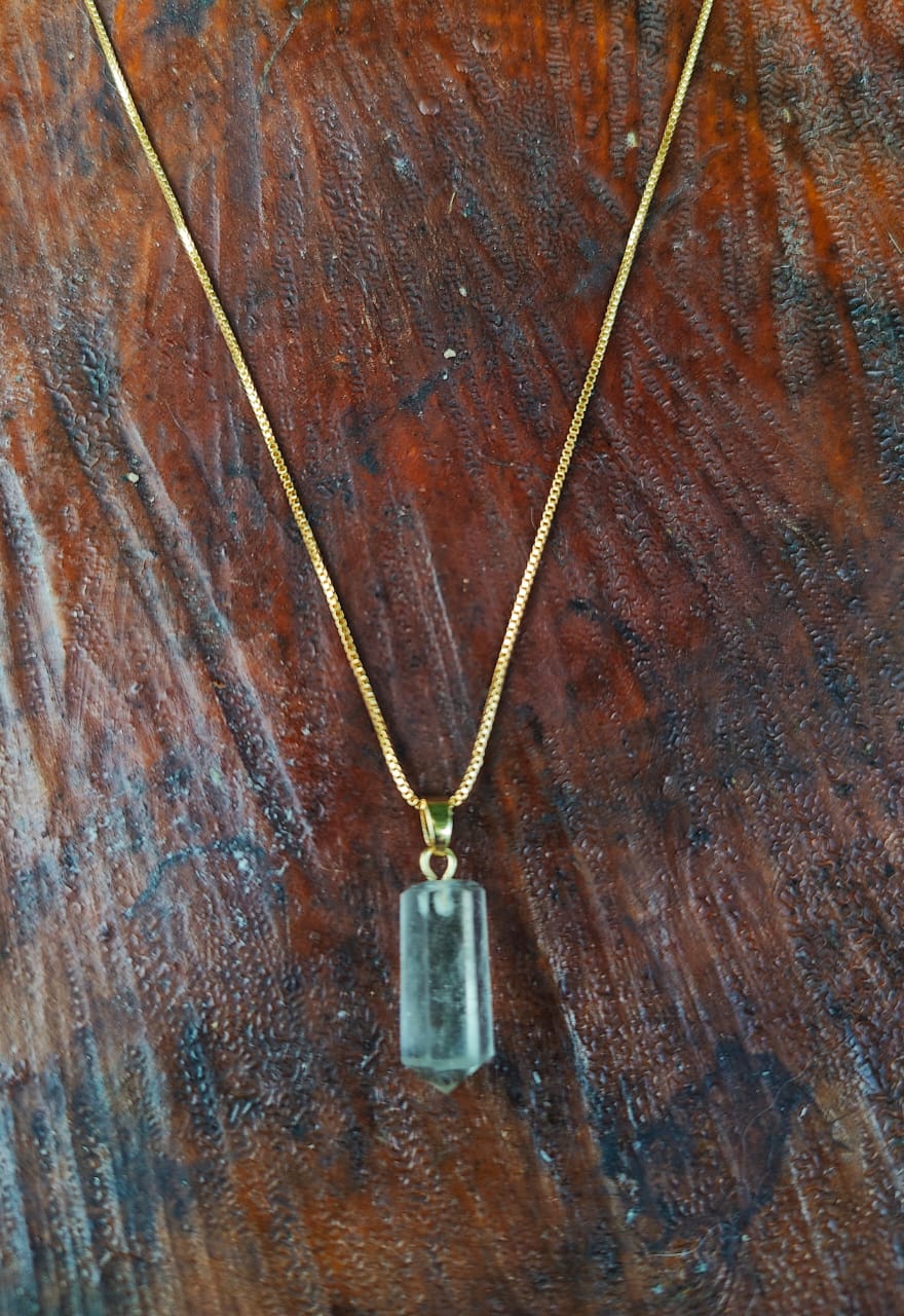 Colar de ponta de cristal de Quartzo Fumê -  Folheado a ouro