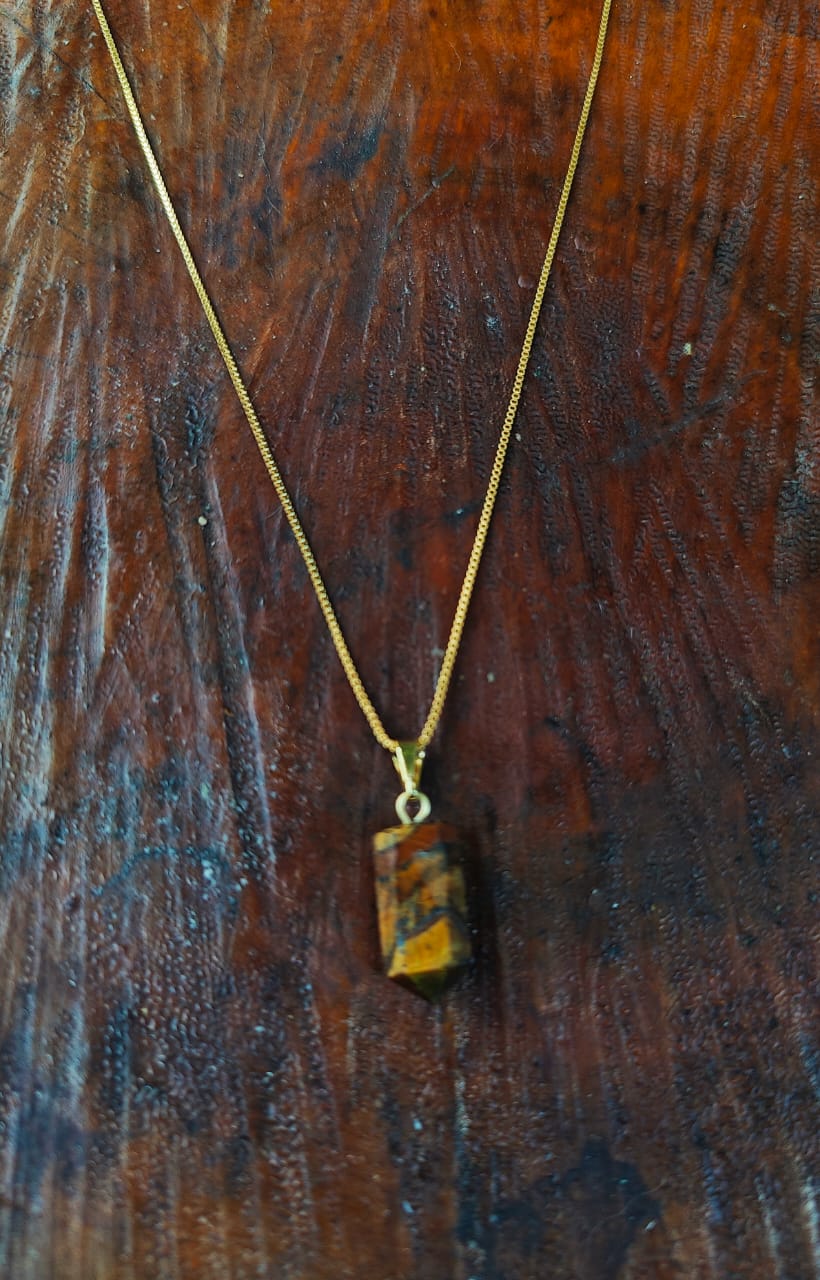 Colar de ponta de cristal de Olho de tigre -  Folheado a ouro