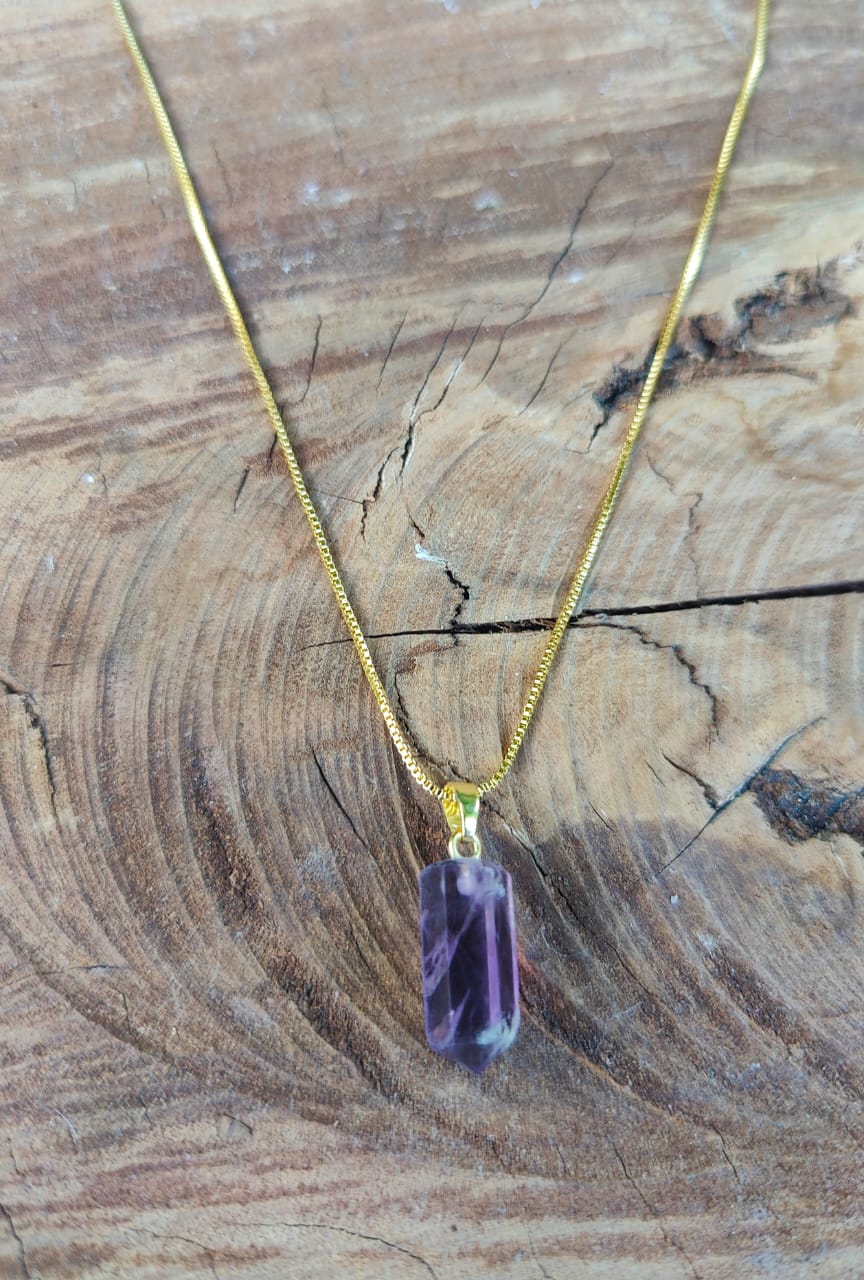 Colar de ponta de cristal de Ametista - Folheado a ouro
